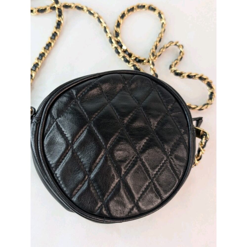 Vintage Black Quilted Leather Braided Gold Chain Holt Renfrew Bag Pristine